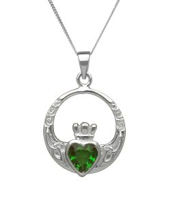 Emerald Claddagh Pendant